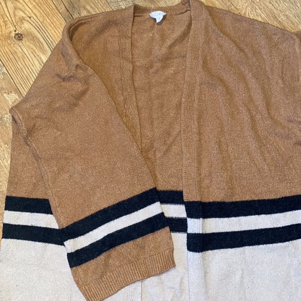 🛍️4/$20🛍️ Hem & Thread Color Block Cardigan Sweater - Picture 3 of 5